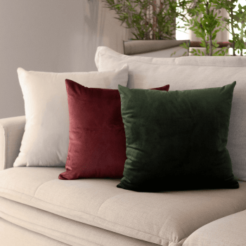 Kit 3 Almofadas Veludo Premium Decorativa Off White, Vermelho e Verde Musgo